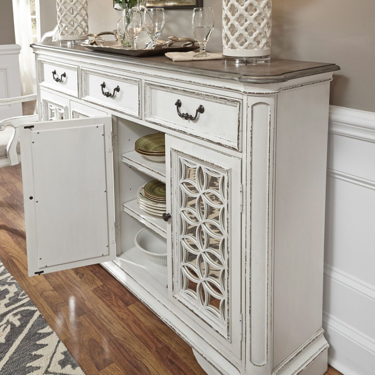 Magnolia Manor Hall Buffet