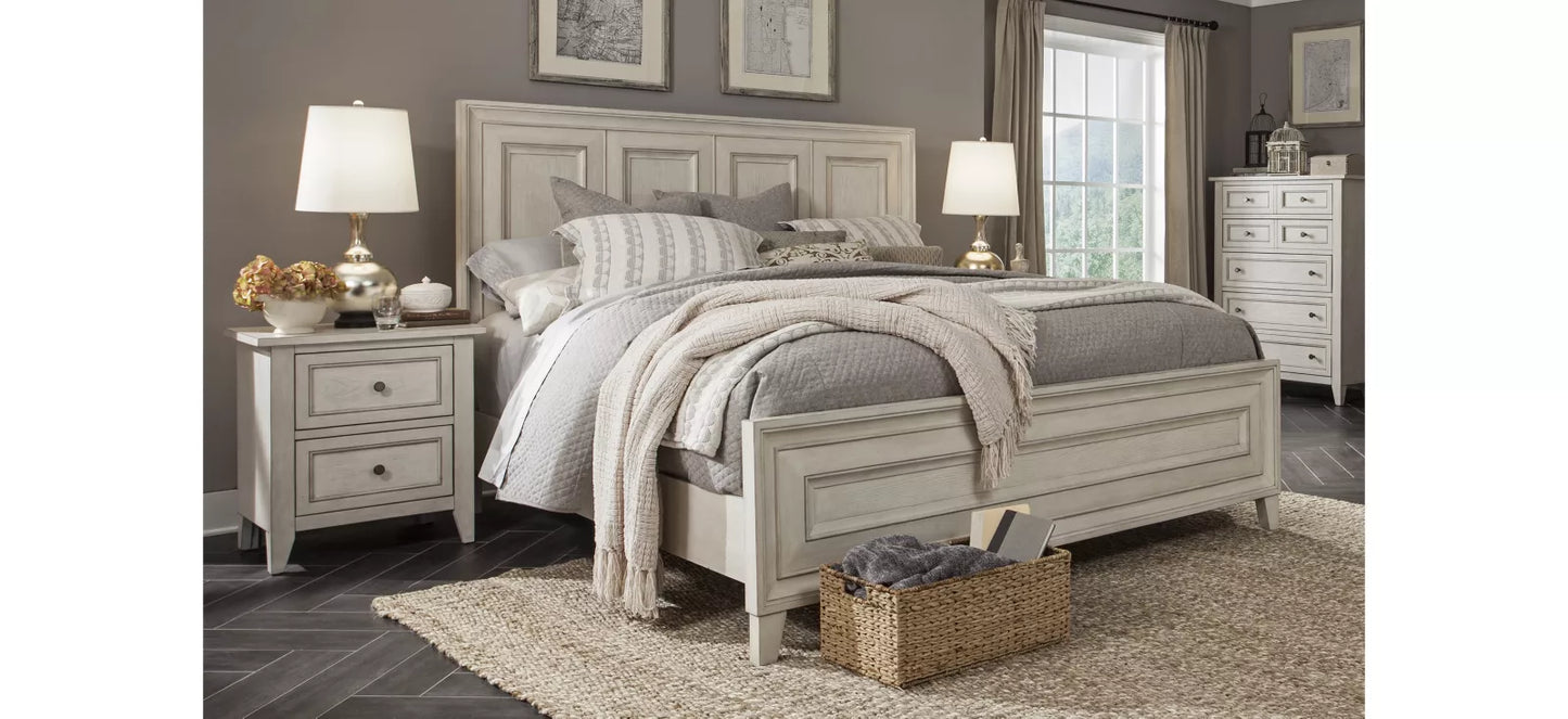 Raelynn 4-pc. Queen Bed Bedroom Set
