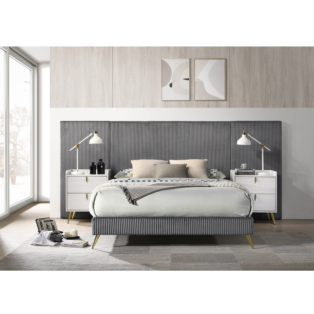 Muilee Queen Bed