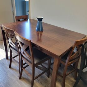 Rectangle Table with 4 Chairs